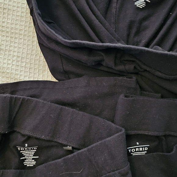 Torrid Leggings - Picture 2 of 2